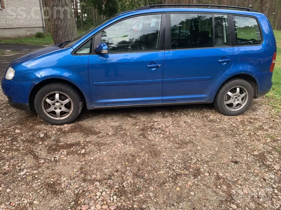 Volkswagen Touran 2003 photo 3