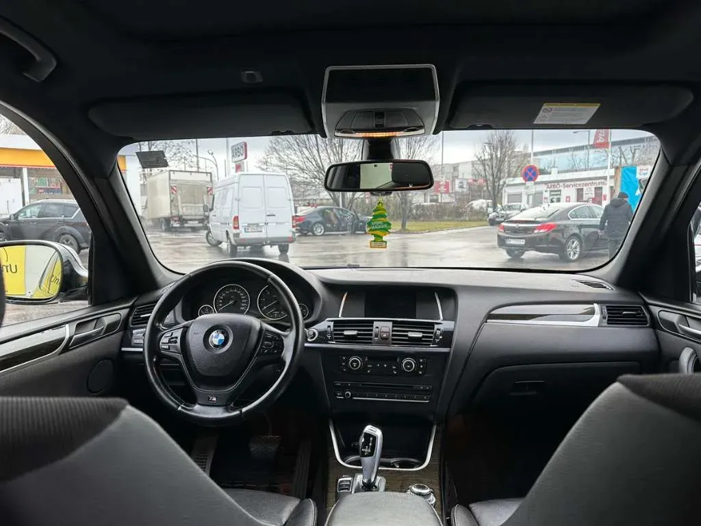 BMW X3 2012 photo 2