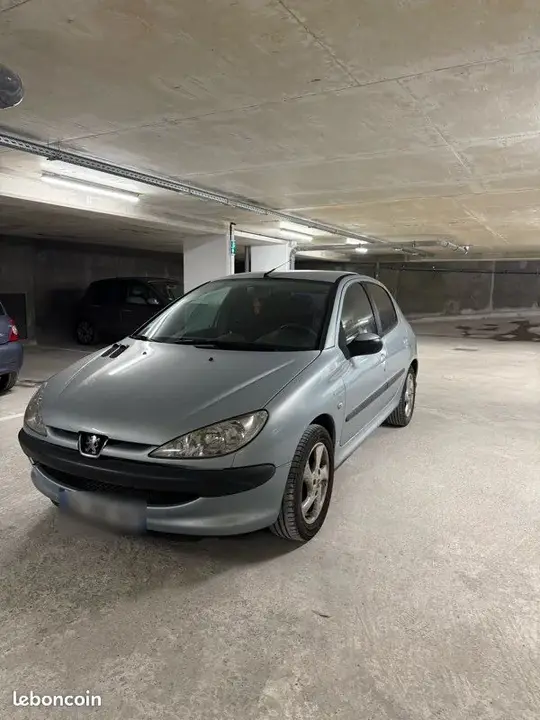 Peugeot 206