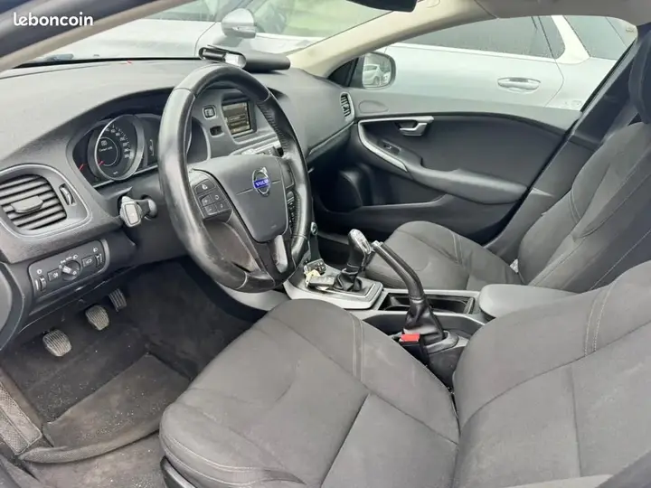 Volvo V40 2014 photo 5