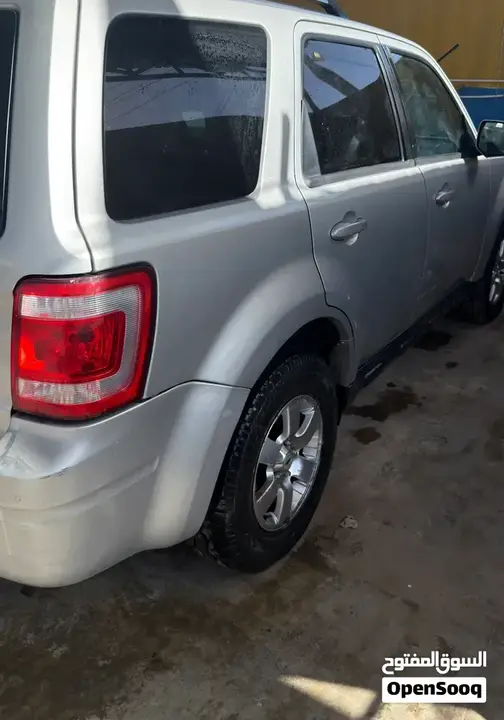 Ford Escape 2010 photo 3