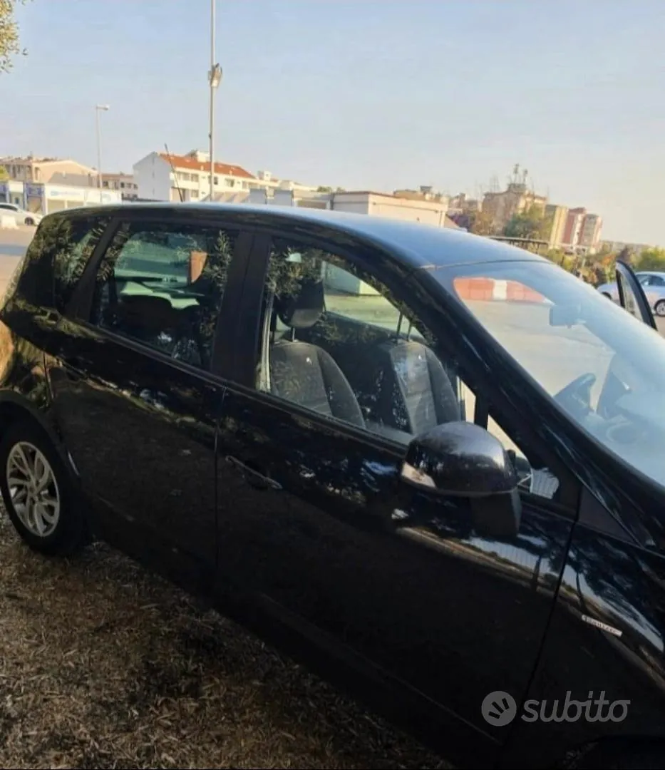 Renault Scenic 2015 photo 3