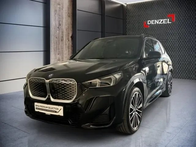 BMW Ix1 2026 photo 2