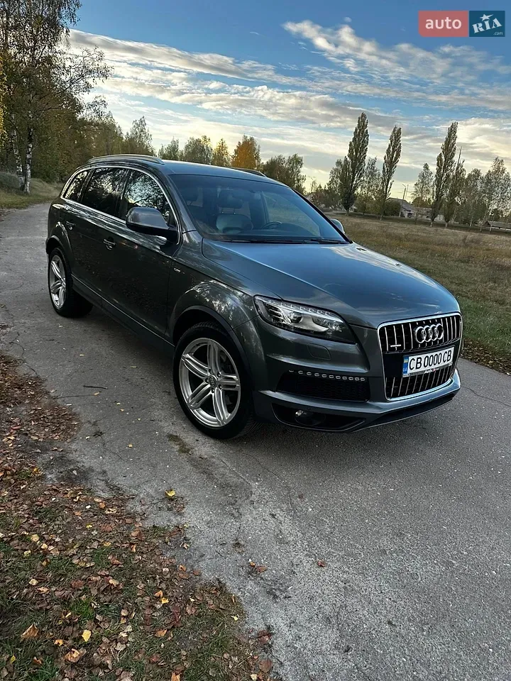 Audi Q7 2012 photo 3