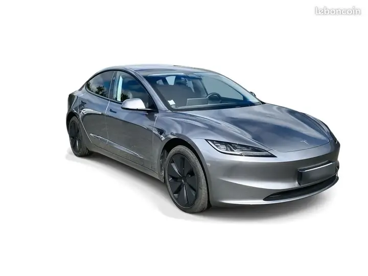 Tesla Model 3 2024 photo 3