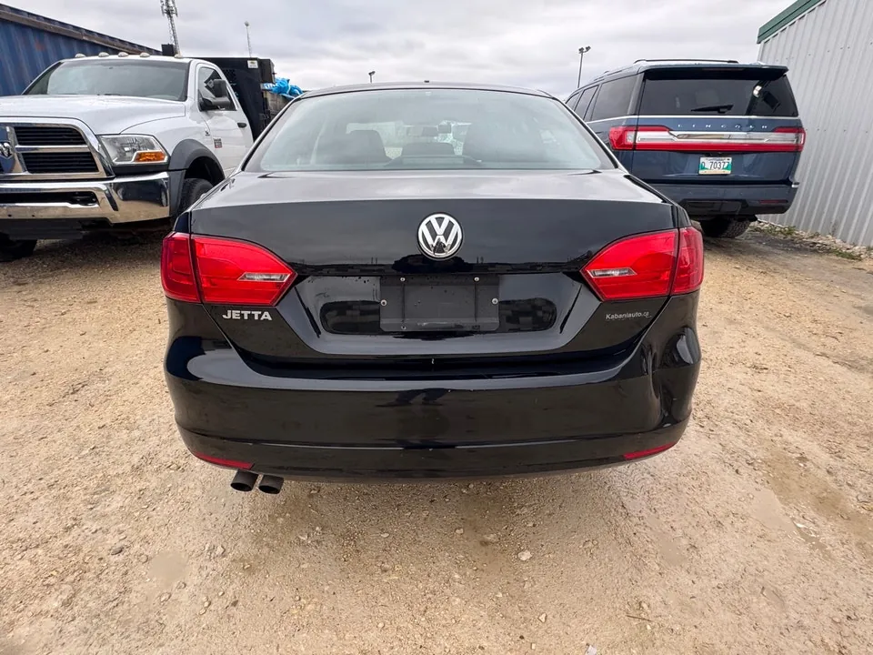 Volkswagen Jetta 2013 photo 4