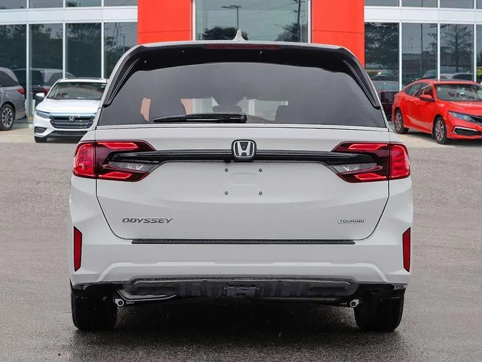 Honda Odyssey 2027 photo 5