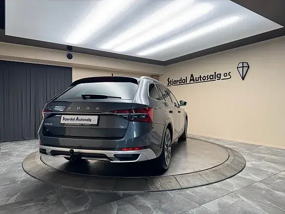 Skoda Superb 2021 photo 5
