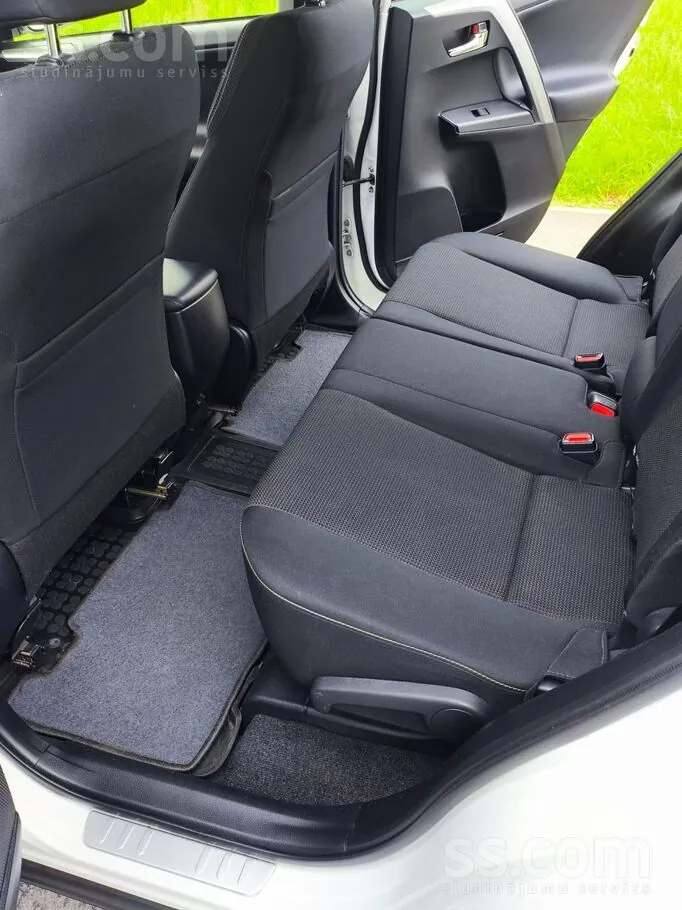Toyota Rav4 2016 photo 5