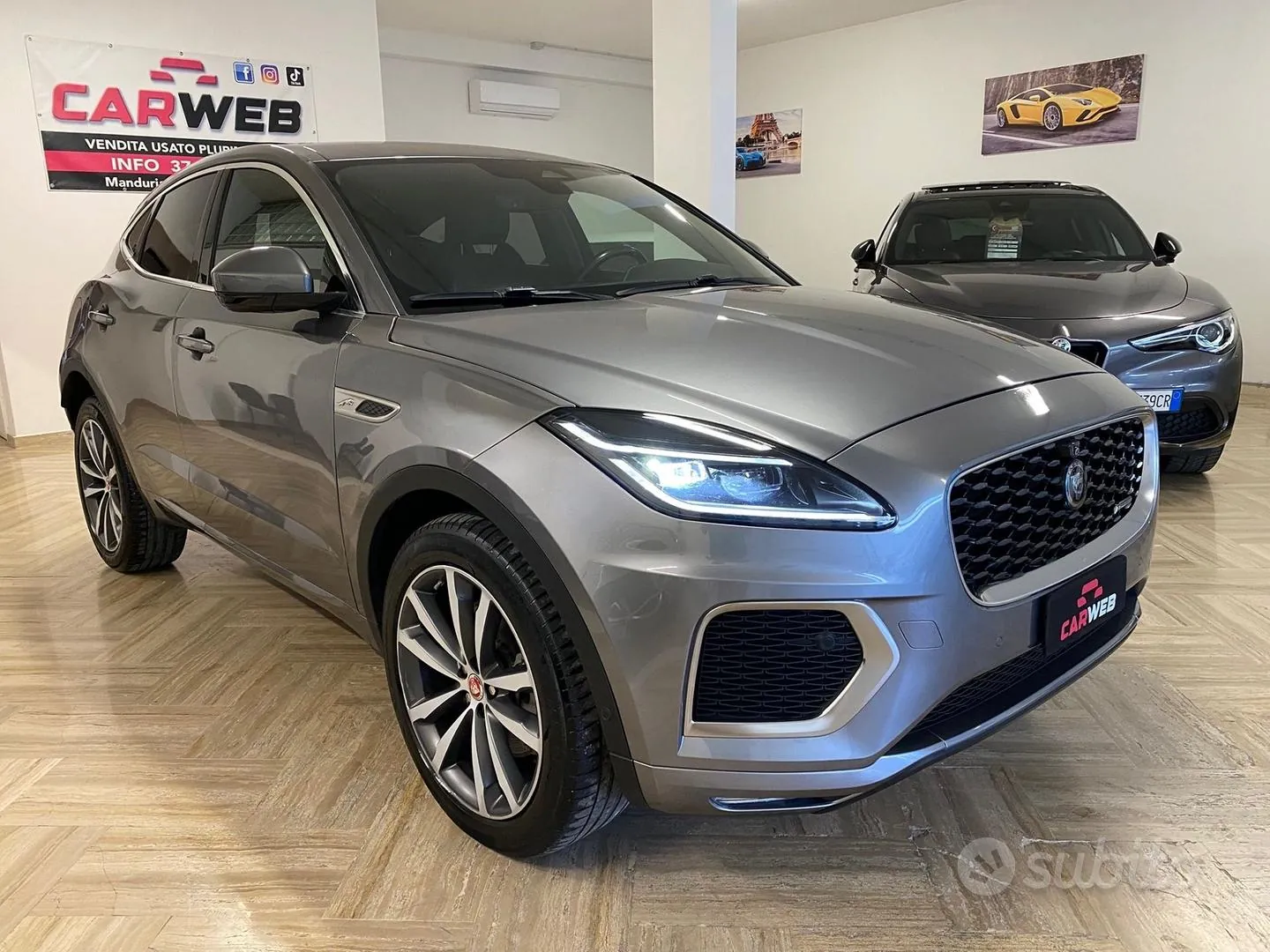 Jaguar E-Pace 2021 photo 3