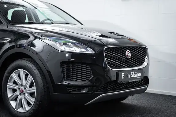 Jaguar E-Pace 2019 photo 5