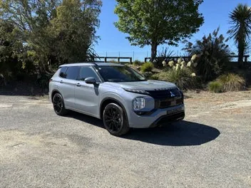 Mitsubishi Outlander 2026 photo 2