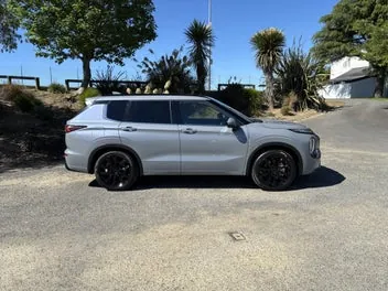 Mitsubishi Outlander 2026 photo 4