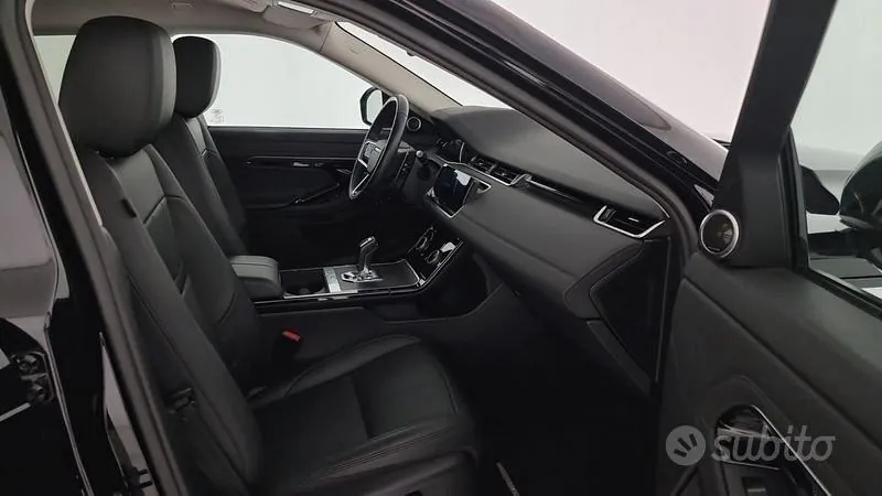 Land Rover Range Rover Evoque 2022 photo 3