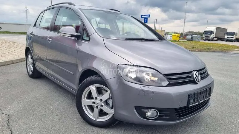 Volkswagen Golf Plus 2010 photo 2
