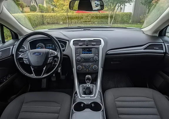 Ford Mondeo 2017 photo 4