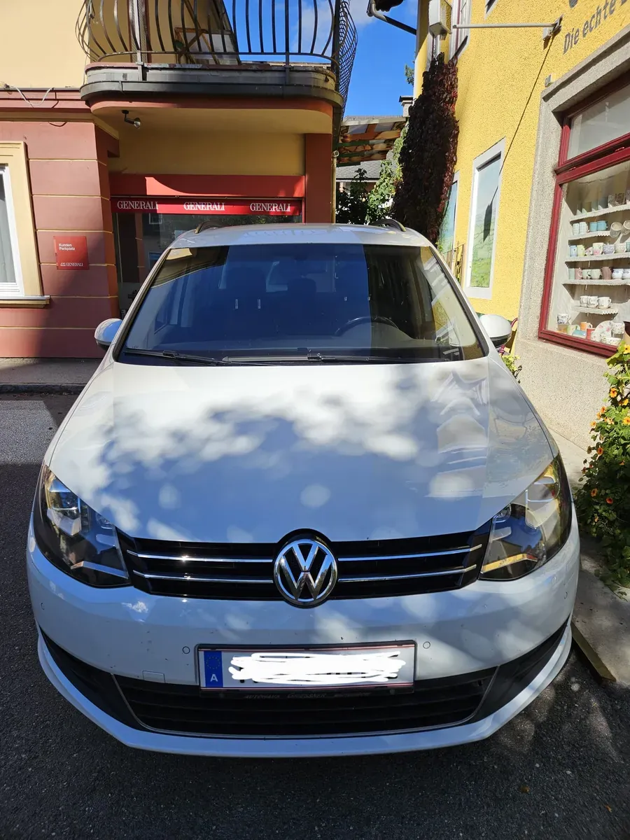 Volkswagen Sharan 2016 photo 2