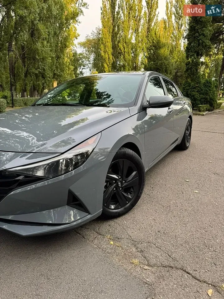 Hyundai Elantra 2022 photo 4