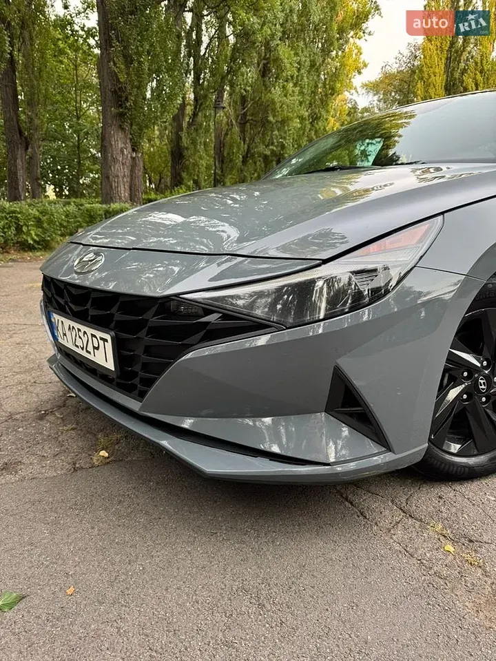 Hyundai Elantra 2022 photo 3