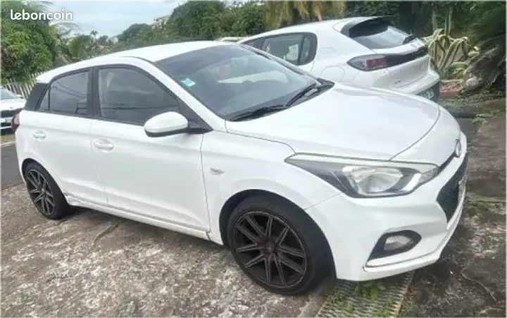 Hyundai I20 2018 photo 2