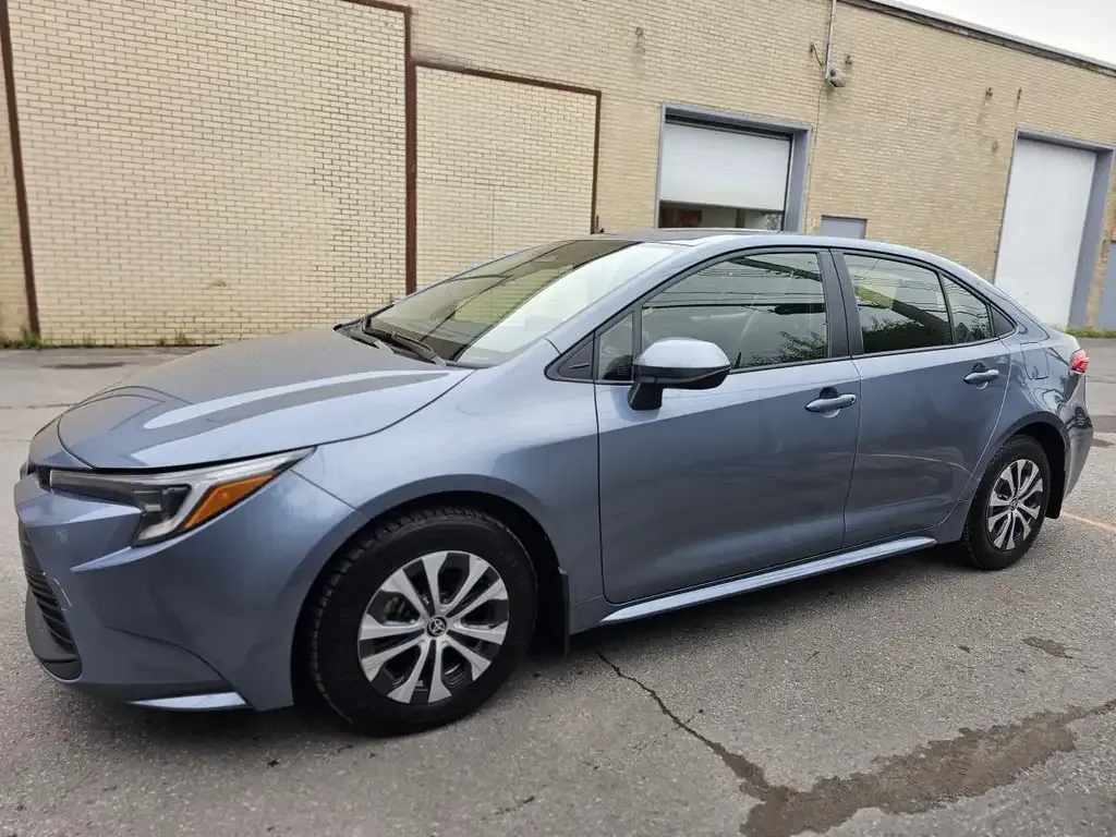 Toyota Corolla 2025 photo 2