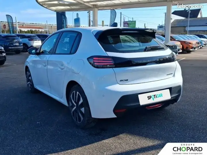Peugeot 208 2025 photo 4