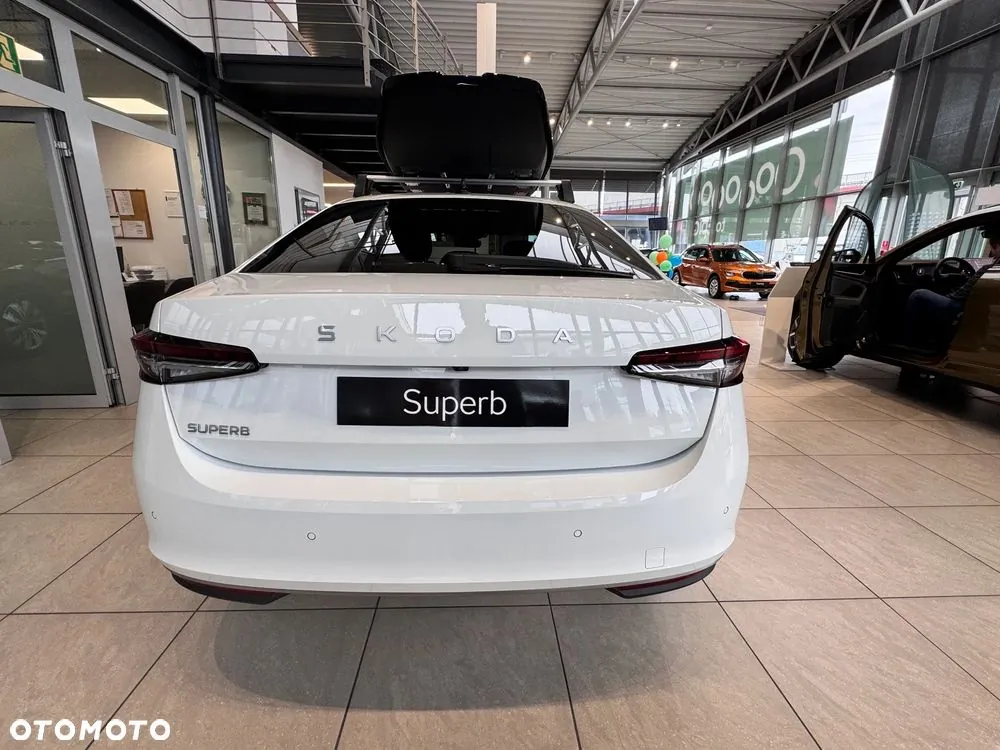 Skoda Superb 2026 photo 3
