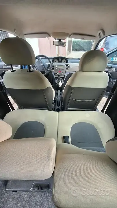 Lancia Ypsilon 2006 photo 5