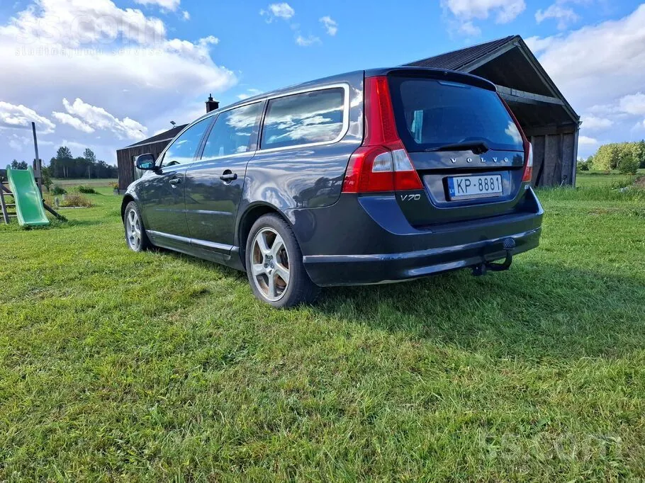 Volvo V70 2011 photo 4
