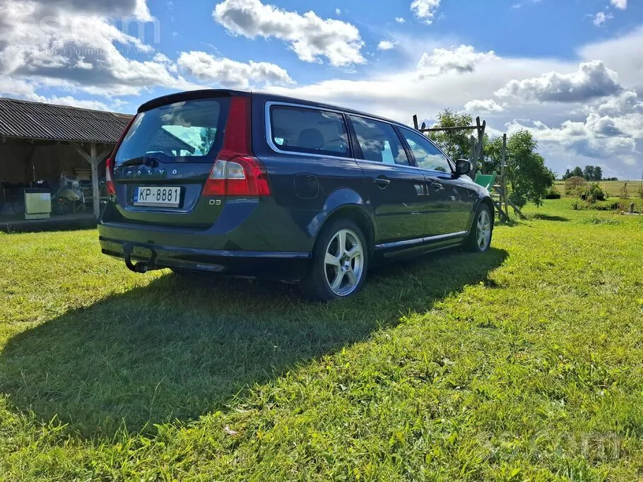 Volvo V70 2011 photo 3