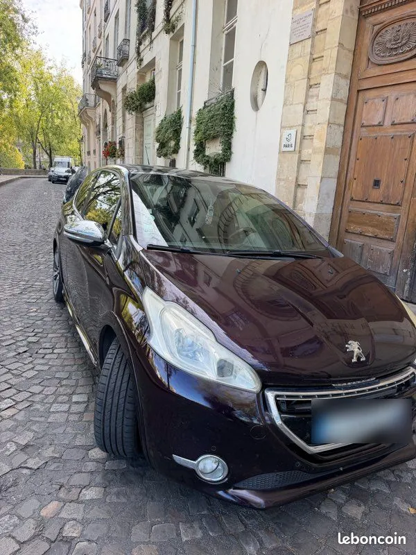 Peugeot 208 2013 photo 5