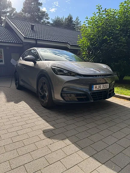 Cupra Tavascan 2024 photo 2