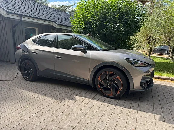 Cupra Tavascan