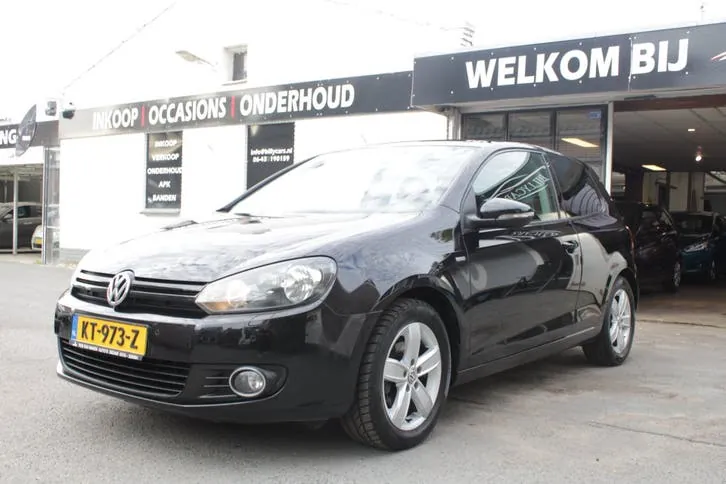 Volkswagen Golf 2012 photo 2