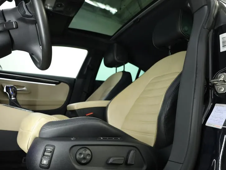 Volkswagen Passat Cc 2014 photo 2