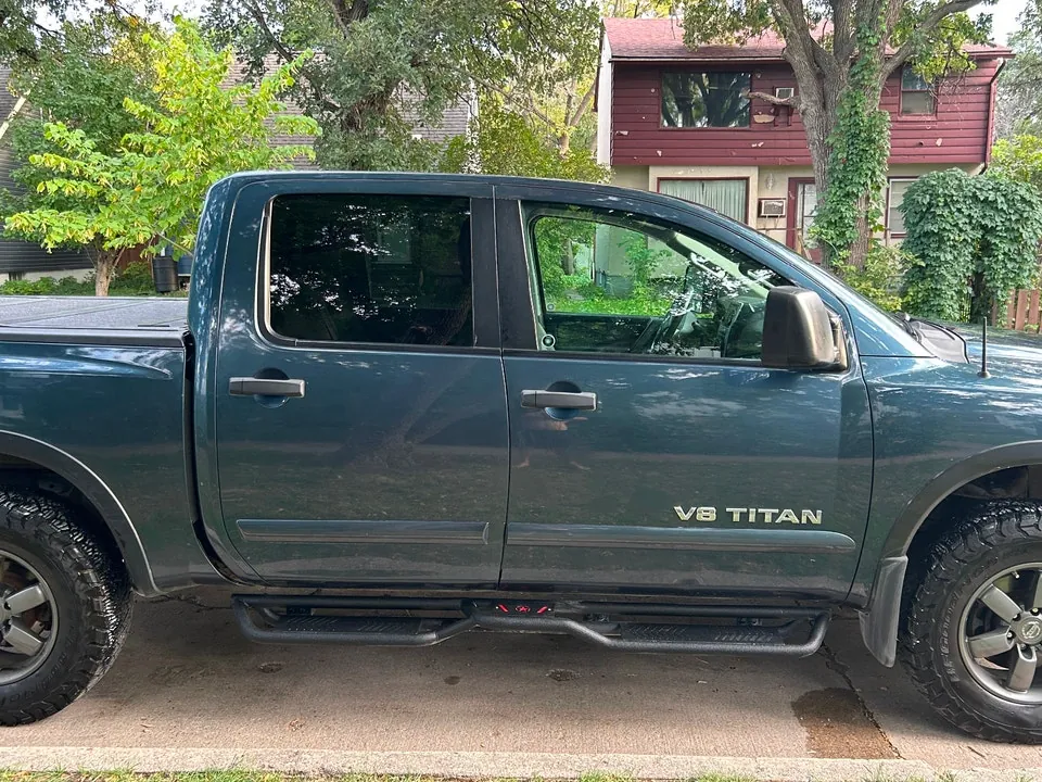 Nissan Titan 2013 photo 3