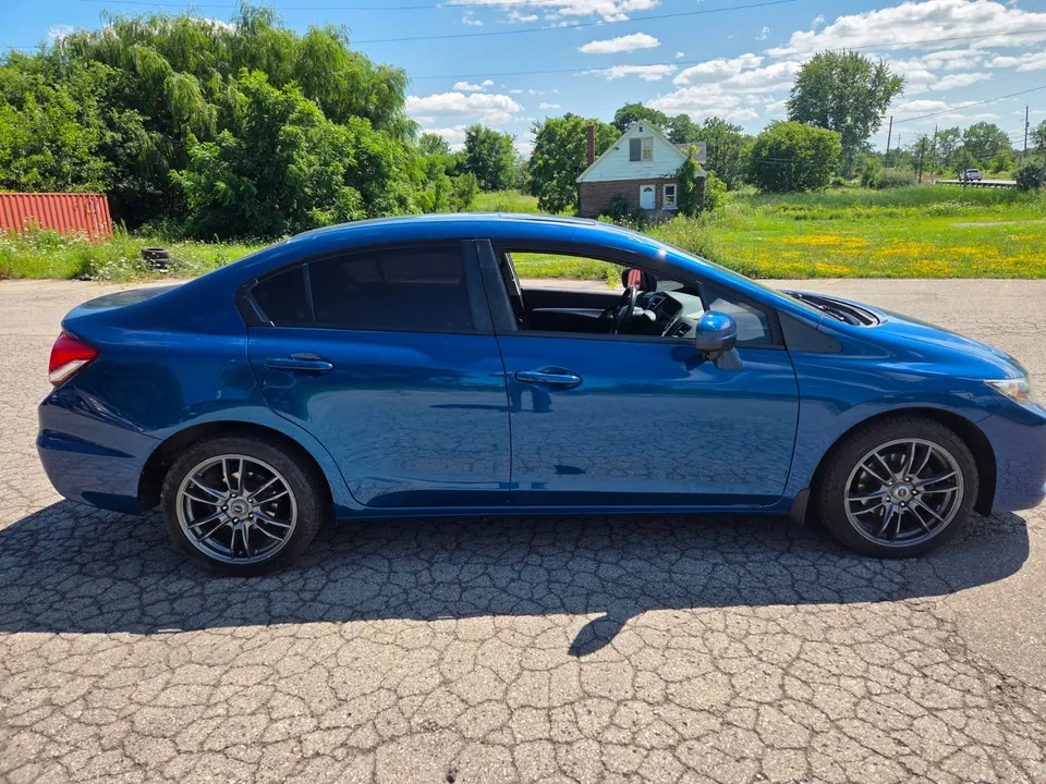 Honda Civic 2015 photo 5