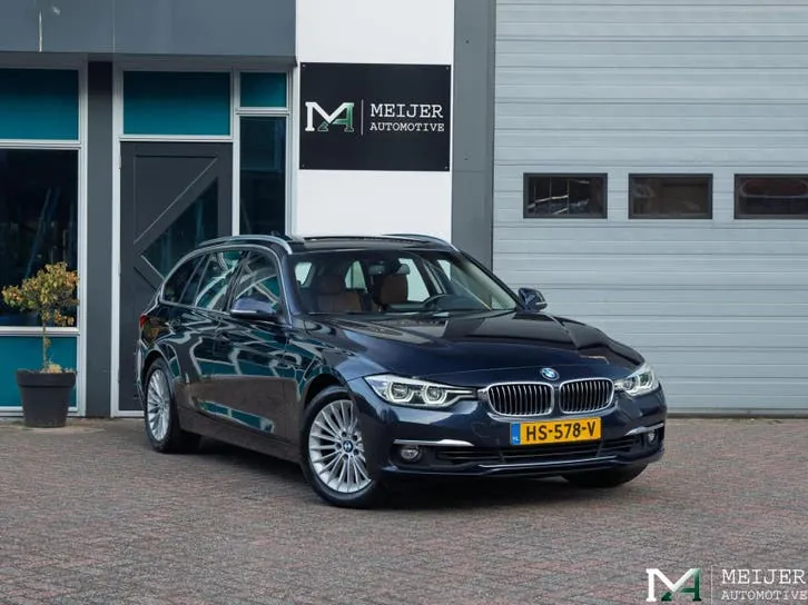 BMW 320I