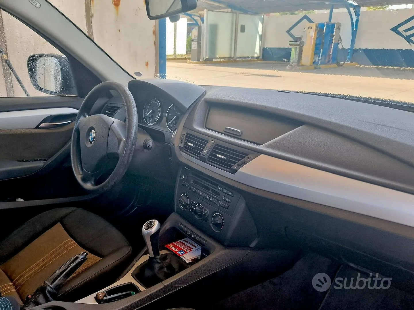 BMW X1 2012 photo 2