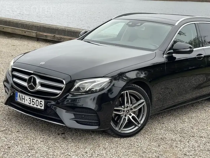Mercedes-Benz E-Class 2018 photo 5