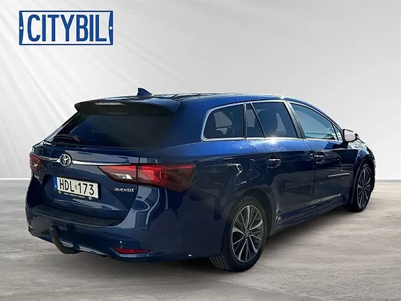 Toyota Avensis 2015 photo 4