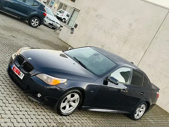 BMW 520D 2007 photo 2