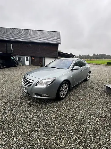 Opel Insignia 2011 photo 2