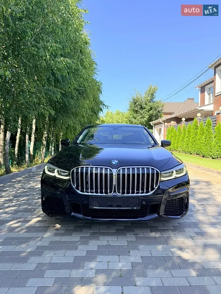 BMW 7 Series 2022 photo 2