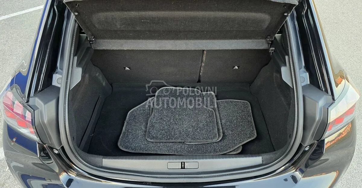 Peugeot 208 2021 photo 5