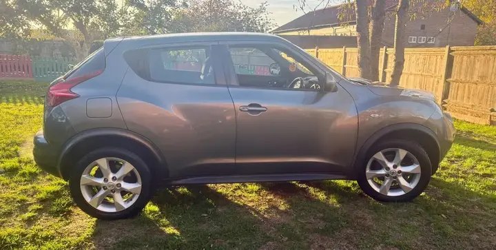 Nissan Juke 2011 photo 4