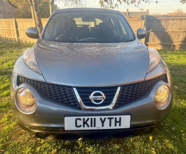 Nissan Juke 2011 photo 2