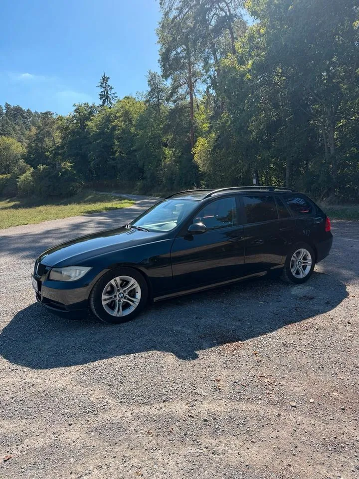 BMW 320I