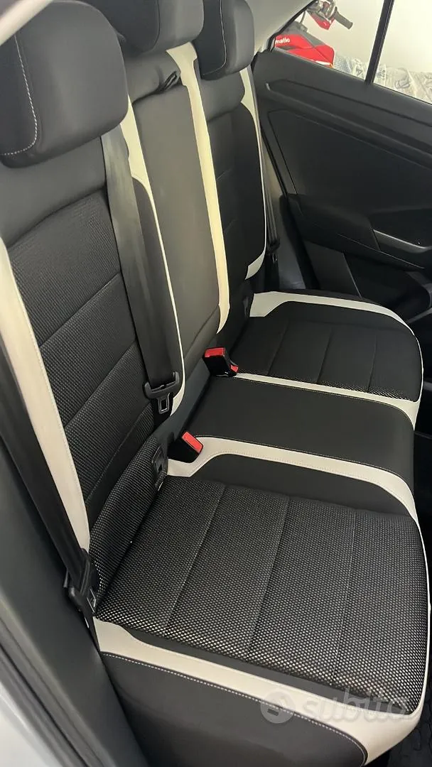 Volkswagen T-Roc 2018 photo 3