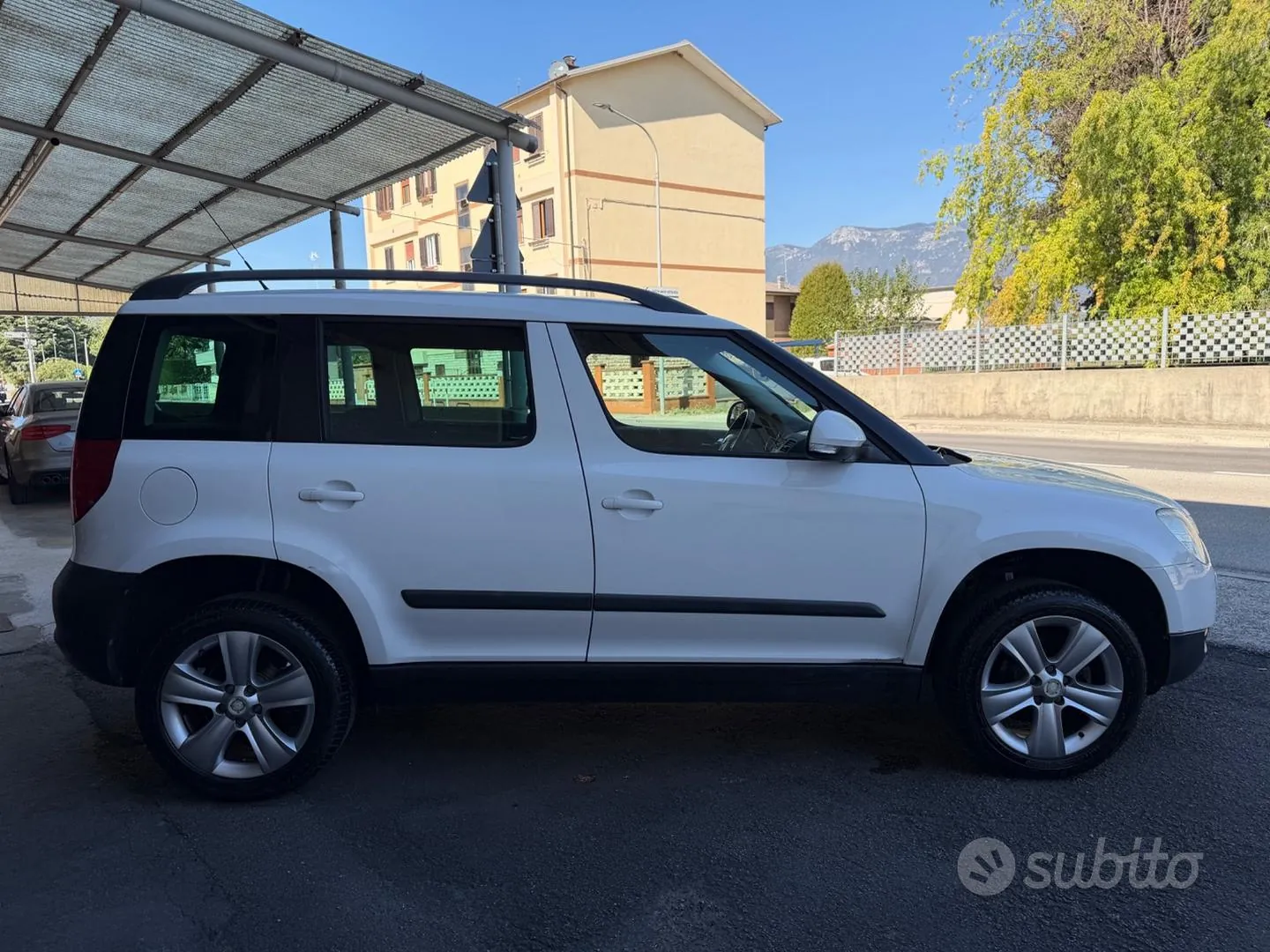Skoda Yeti 2010 photo 4